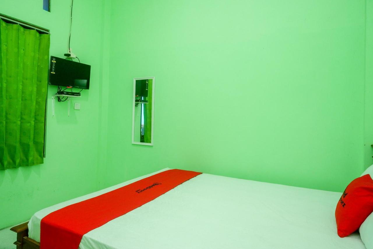 מלון Kejayan Reddoorz Syariah Near Monumen Jogja Kembali מראה חיצוני תמונה