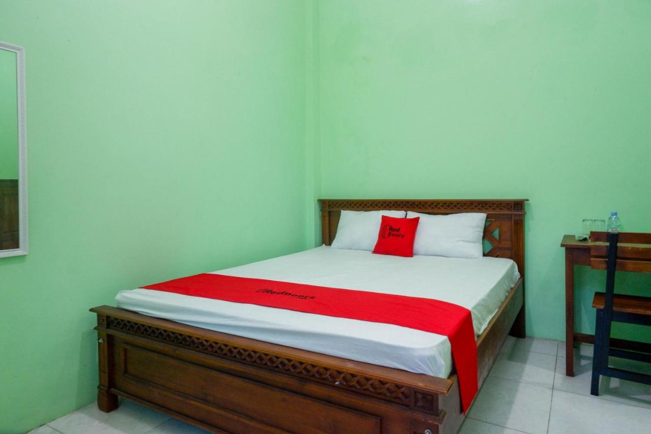 מלון Kejayan Reddoorz Syariah Near Monumen Jogja Kembali מראה חיצוני תמונה